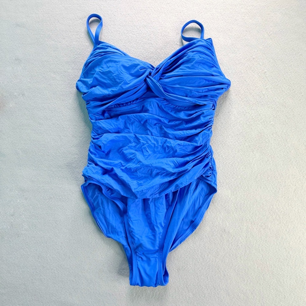 La Blanca Island Goddess Twist Front One Piece Woman's 14 Blue New Beachy Vacay